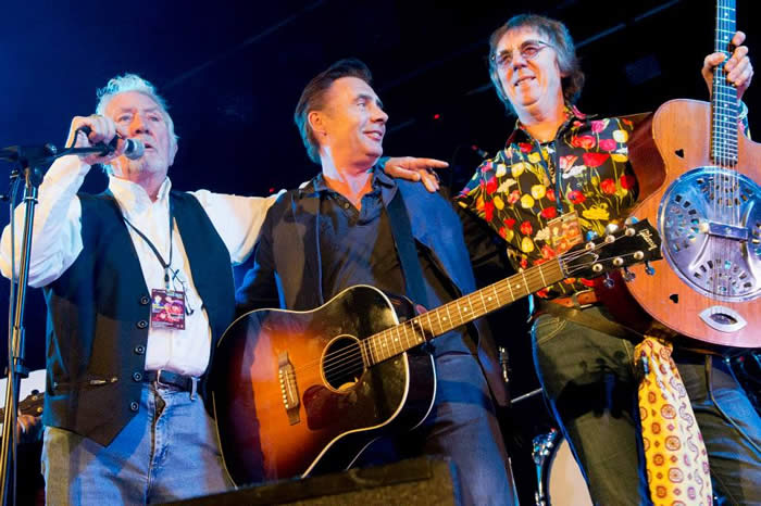 Stan Lane, Glen Matlcok , Keith Smart with Ronnie Lane Zemaitis guitar